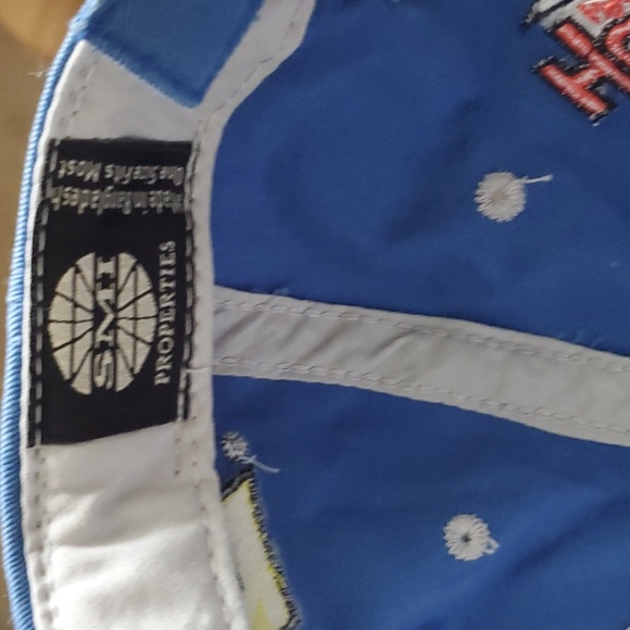 Vintage Kyle Busch Car Quest Cap - Picture 6 of 6